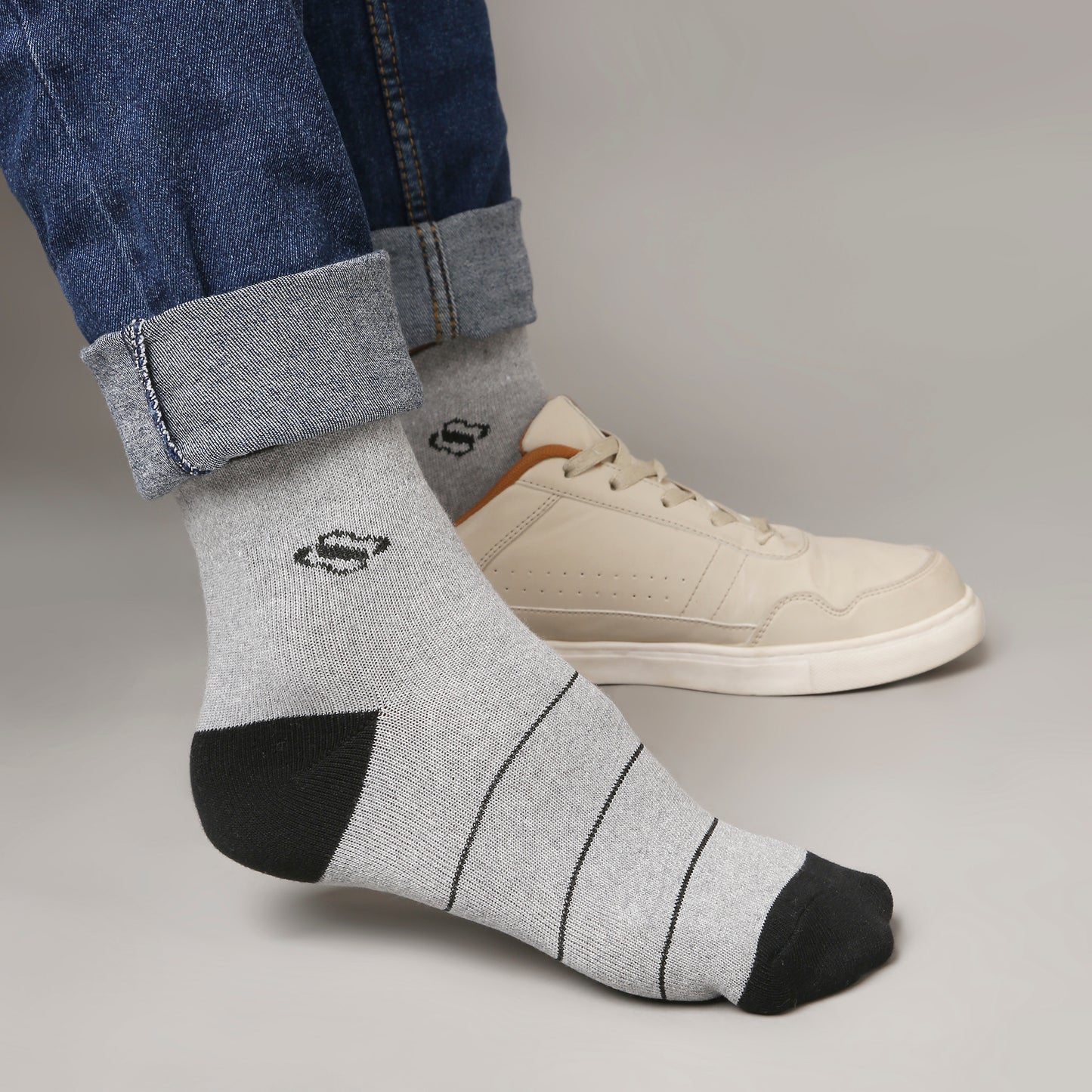Grey Crew Socks – Black Toe & Heel