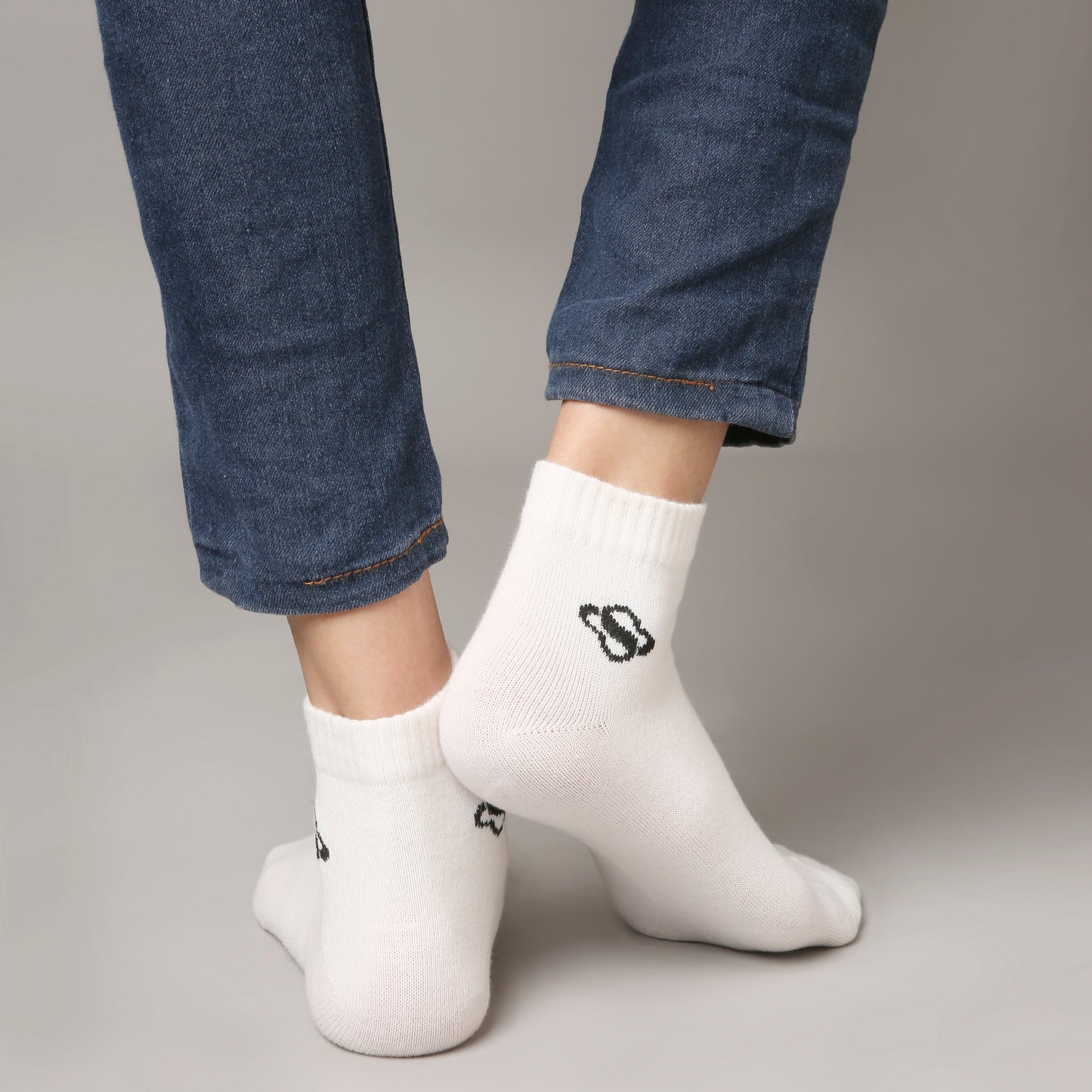 Zenith Essential Ankle Socks (White)